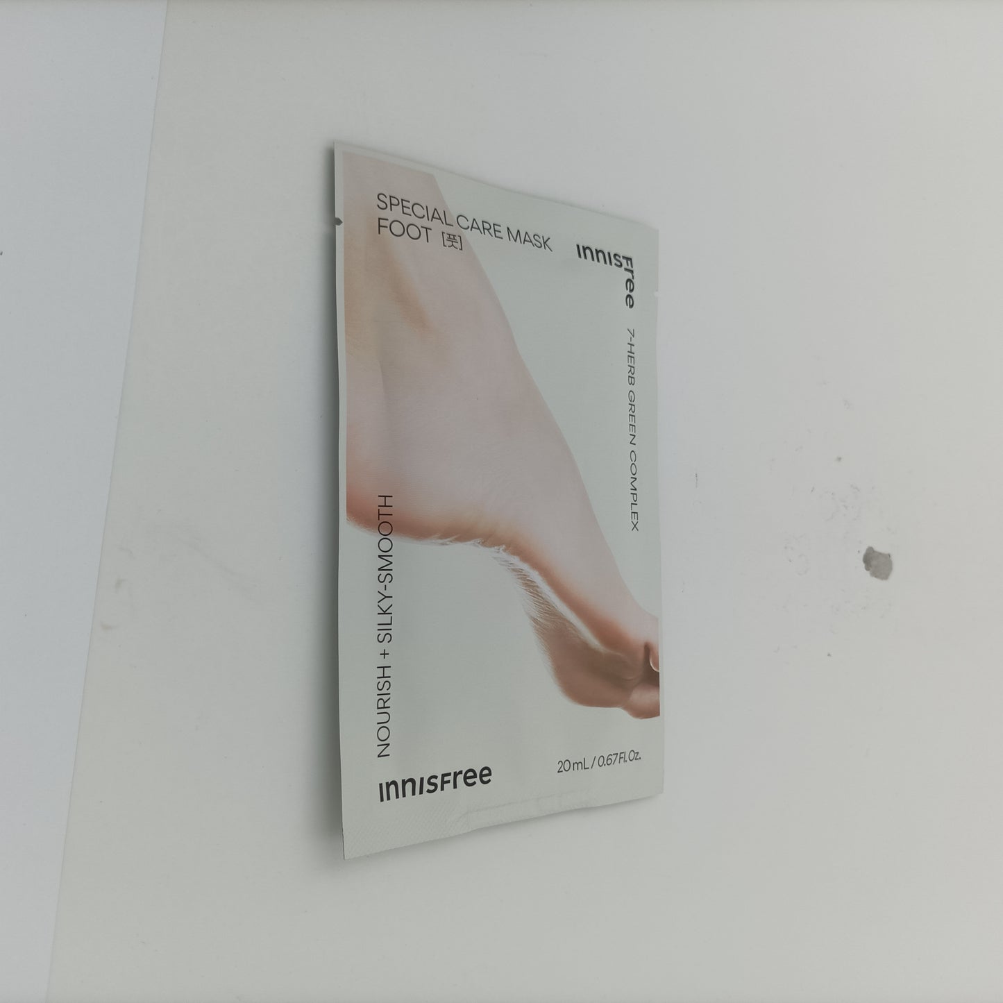 Innisfree Special Care Mask - Foot (New Version) 1pairs