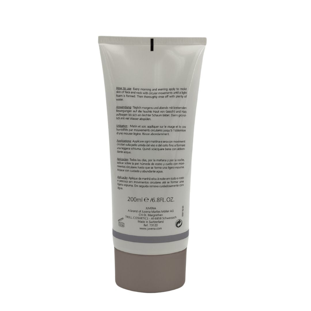 Juvena Clarifying Cleansing Foam 200ml – Gentle deep-cleansing foam for refreshed, balanced skin by Zakura Global.